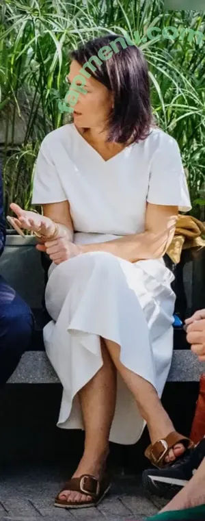 Annalena Baerbock / abaerbock nude photo #0240