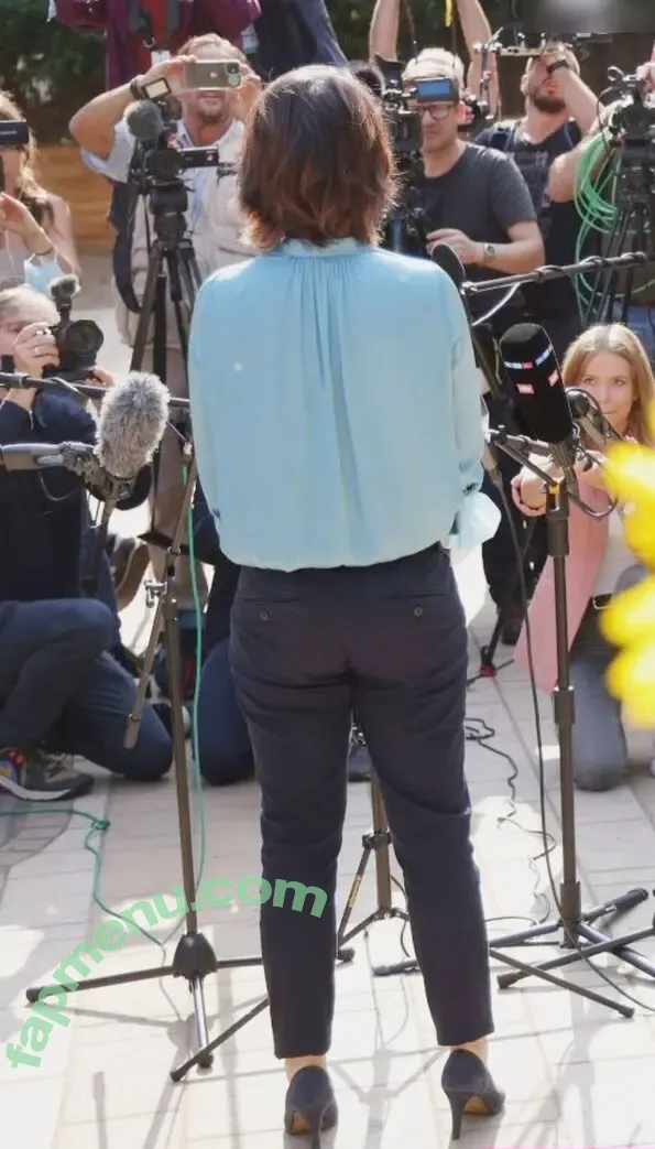 Annalena Baerbock nude photo #0102 (abaerbock)