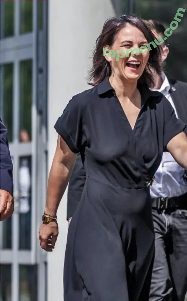 Annalena Baerbock nude photo #0182 (abaerbock)