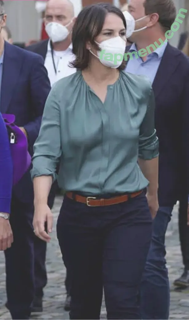 Annalena Baerbock nude photo #0184 (abaerbock)