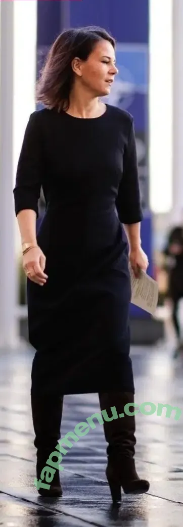 Annalena Baerbock nude photo #0224 (abaerbock)