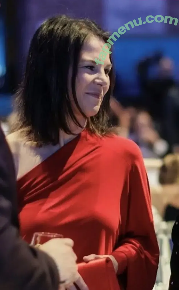 Annalena Baerbock nude photo #0362 (abaerbock)