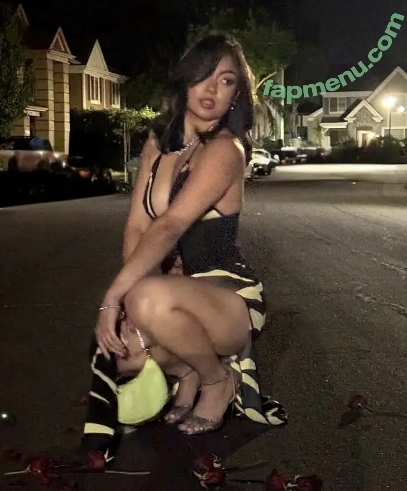 Annaliseom nude photo #0012 (annaliseeee / annaliseolea)