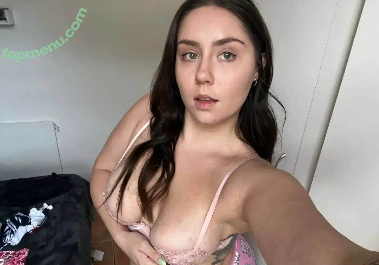 Annamey nude photo #0019 (Annamey)