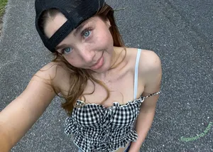 annaoswaldsk8qn / annaoswald nude photo #0063