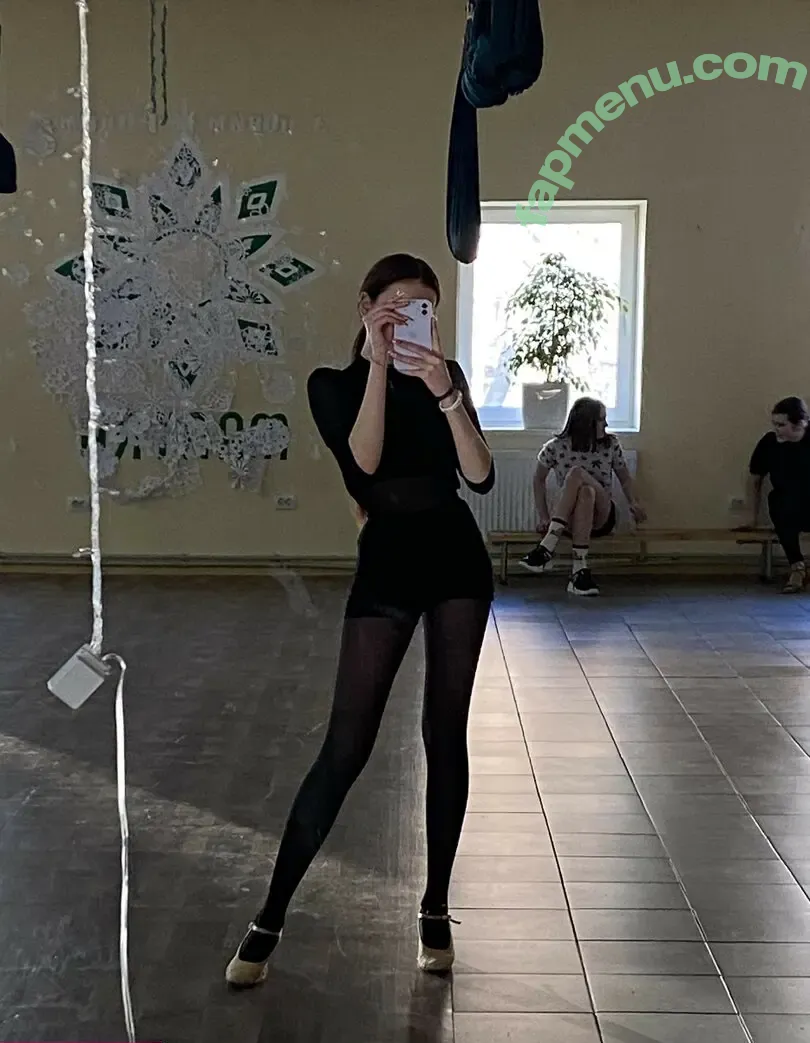 annasido nude photo #0098 (ann.asido)