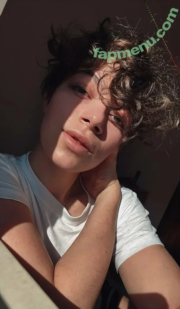 annaslittlesecretx nude photo #0005 (annas_little_lens)