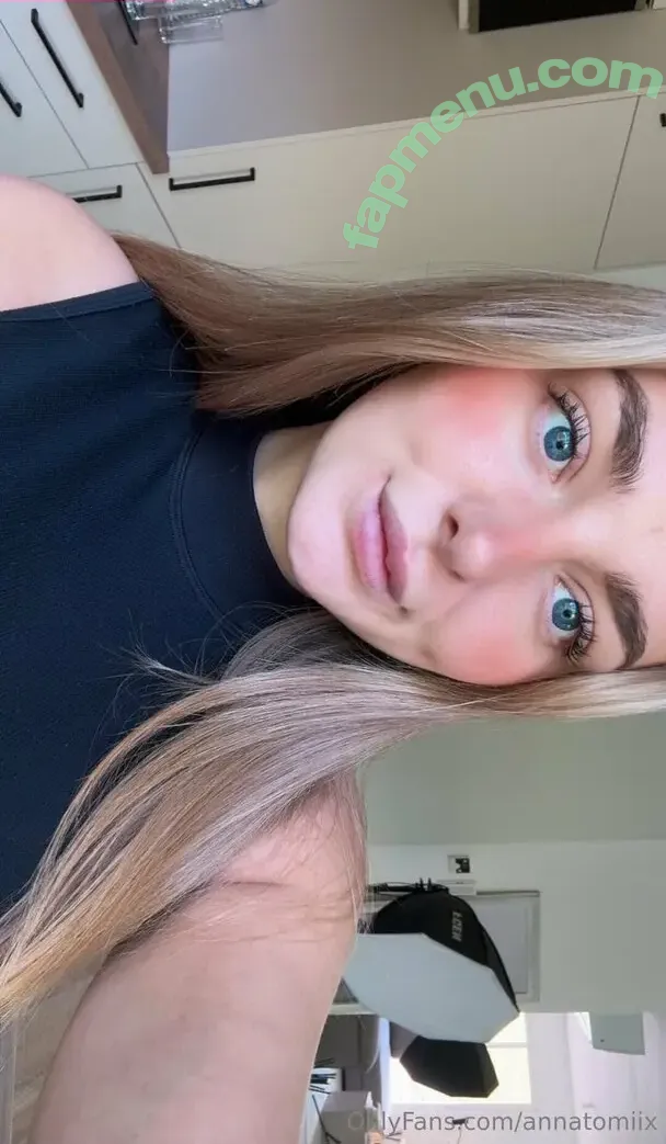 annatomiix nude photo #0032 (Annatom / Annatom_)