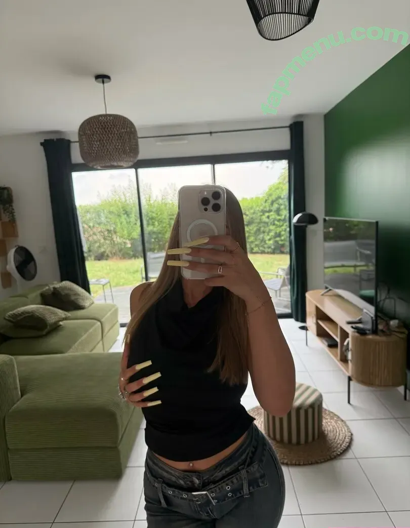 annatomiix nude photo #0068 (Annatom / Annatom_)