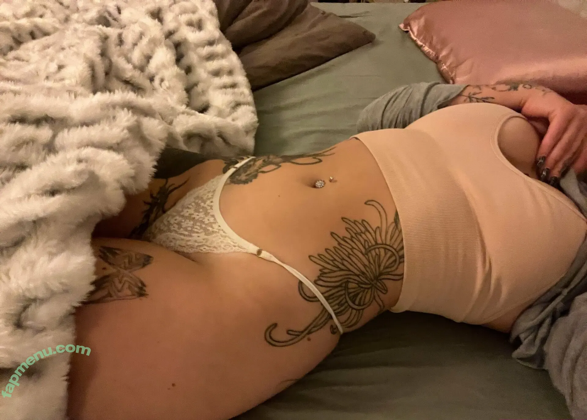 annavalentynaa nude photo #0056 (annavalentynaa_)