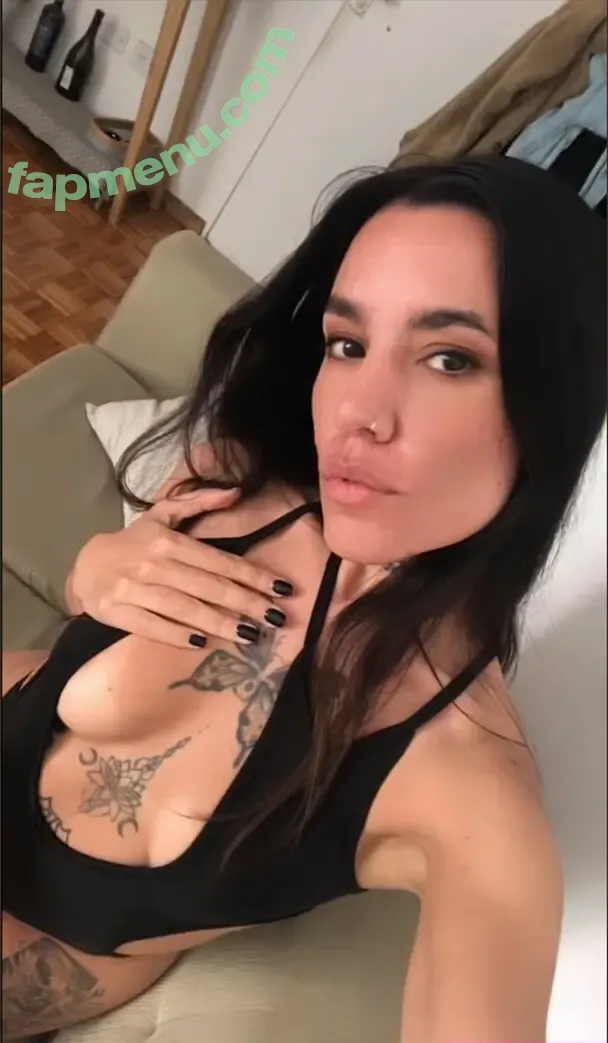 annavixenx nude photo #0022 (anavixens)