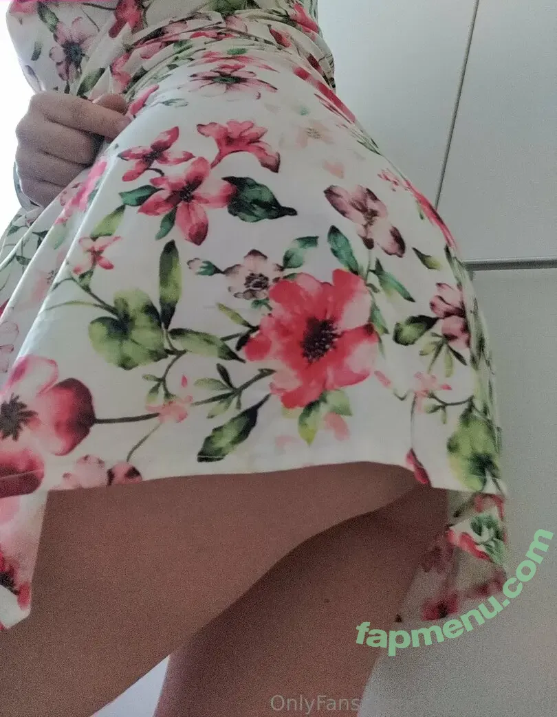annavonb nude photo #0004 (se_annavonb)