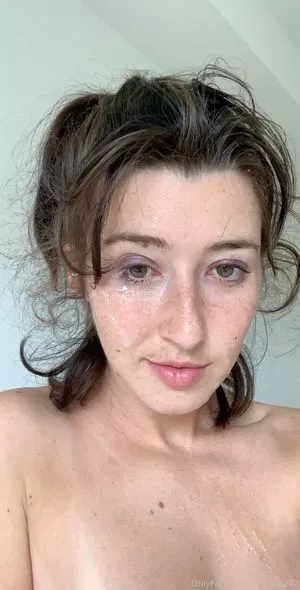 Anne Frank / annefrankhouse_official / lil_ann3frank / lilann3frank nude photo #0025