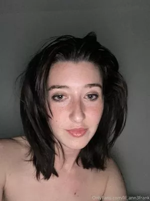 Anne Frank / annefrankhouse_official / lil_ann3frank / lilann3frank nude photo #0070