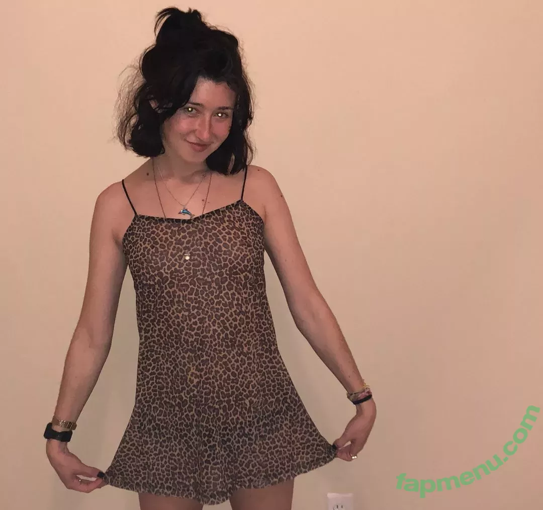 Anne Frank nude photo #0203 (annefrankhouse_official / lil_ann3frank / lilann3frank)