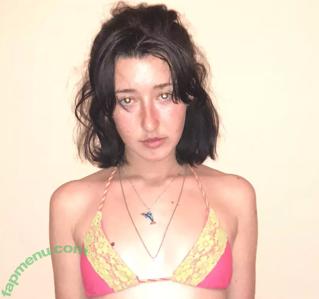 Anne Frank nude photo #0204 (annefrankhouse_official / lil_ann3frank / lilann3frank)