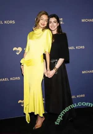 Anne Hathaway / ahathawaynews / annehathaway / heatherannie nude photo #2587