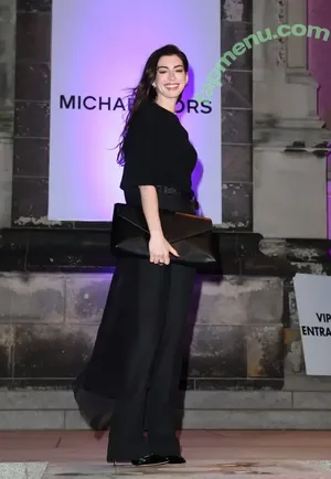 Anne Hathaway / ahathawaynews / annehathaway / heatherannie nude photo #2591