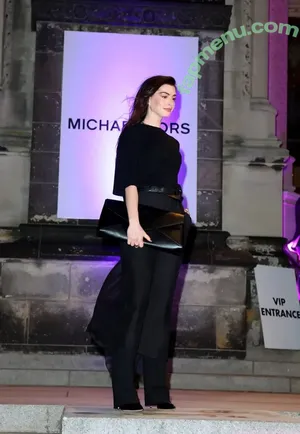 Anne Hathaway / ahathawaynews / annehathaway / heatherannie nude photo #2594