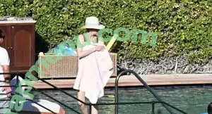 Anne Hathaway / ahathawaynews / annehathaway / heatherannie nude photo #2603