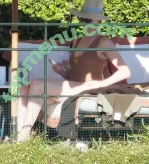 Anne Hathaway / ahathawaynews / annehathaway / heatherannie nude photo #2610