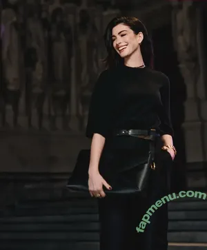 Anne Hathaway / ahathawaynews / annehathaway / heatherannie nude photo #2615