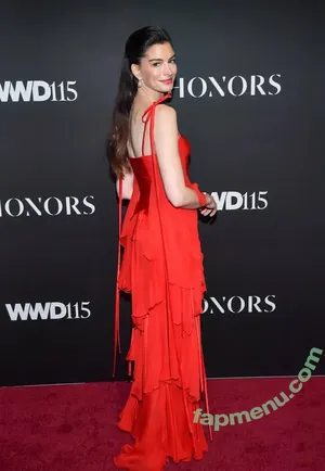 Anne Hathaway / ahathawaynews / annehathaway / heatherannie nude photo #2641