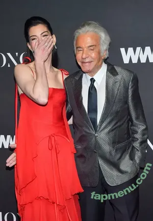 Anne Hathaway / ahathawaynews / annehathaway / heatherannie nude photo #2642