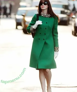 Anne Hathaway / ahathawaynews / annehathaway / heatherannie nude photo #2684