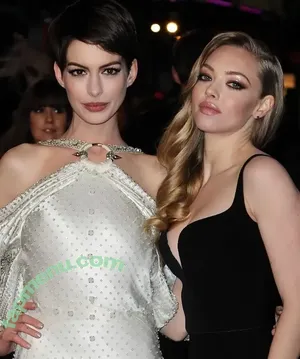 Anne Hathaway / ahathawaynews / annehathaway / heatherannie nude photo #2691