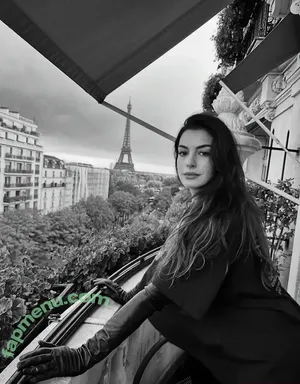 Anne Hathaway / ahathawaynews / annehathaway / heatherannie nude photo #2704