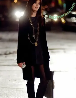 Anne Hathaway / ahathawaynews / annehathaway / heatherannie nude photo #2708