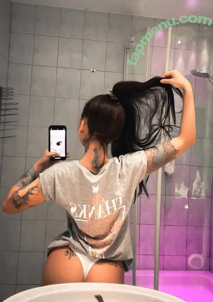 Anne Samanta Schubert nude photo #0002 (annesamanta / annesamantaa / samimain)