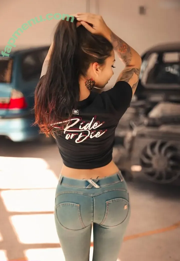 Anne Samanta Schubert nude photo #0003 (annesamanta / annesamantaa / samimain)