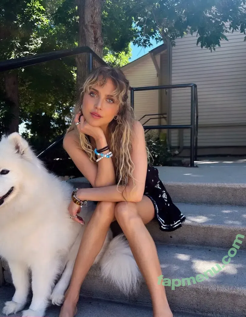 Anne Winters nude photo #0003 (anna_winters / annewinters)