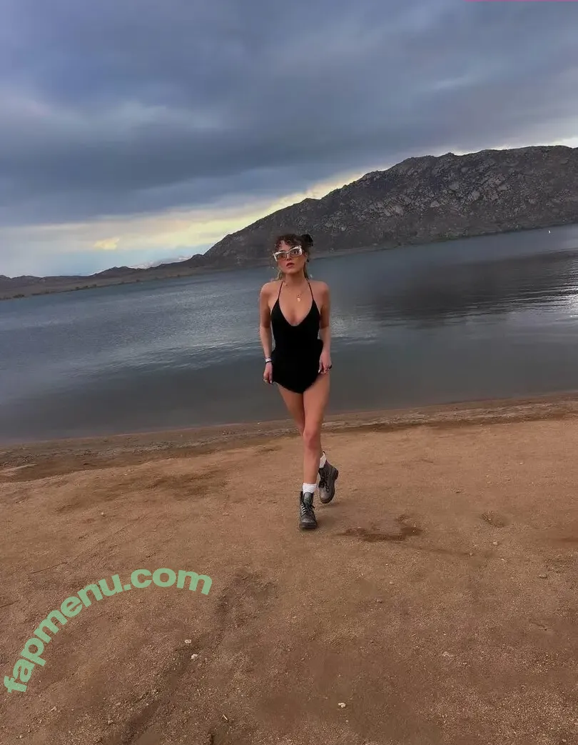 Anne Winters nude photo #0101 (anna_winters / annewinters)