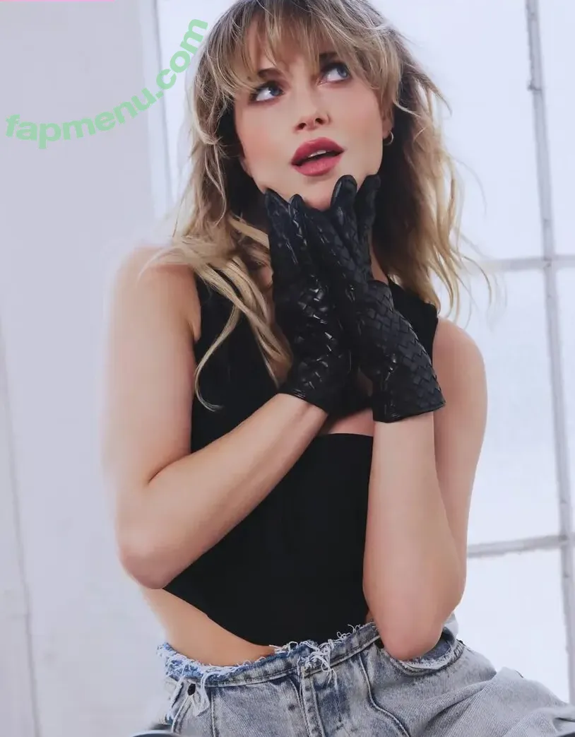 Anne Winters nude photo #0125 (anna_winters / annewinters)