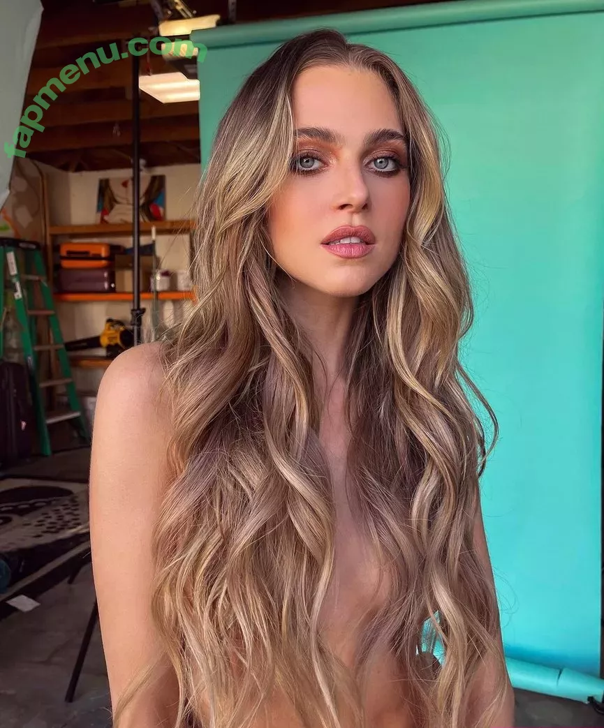 Anne Winters nude photo #0002 (anna_winters / annewinters)