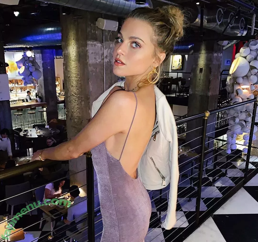 Anne Winters nude photo #0053 (anna_winters / annewinters)