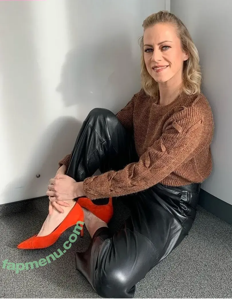 Anneke Dürkopp nude photo #0003 (annekeduerkopp / dieanneke)