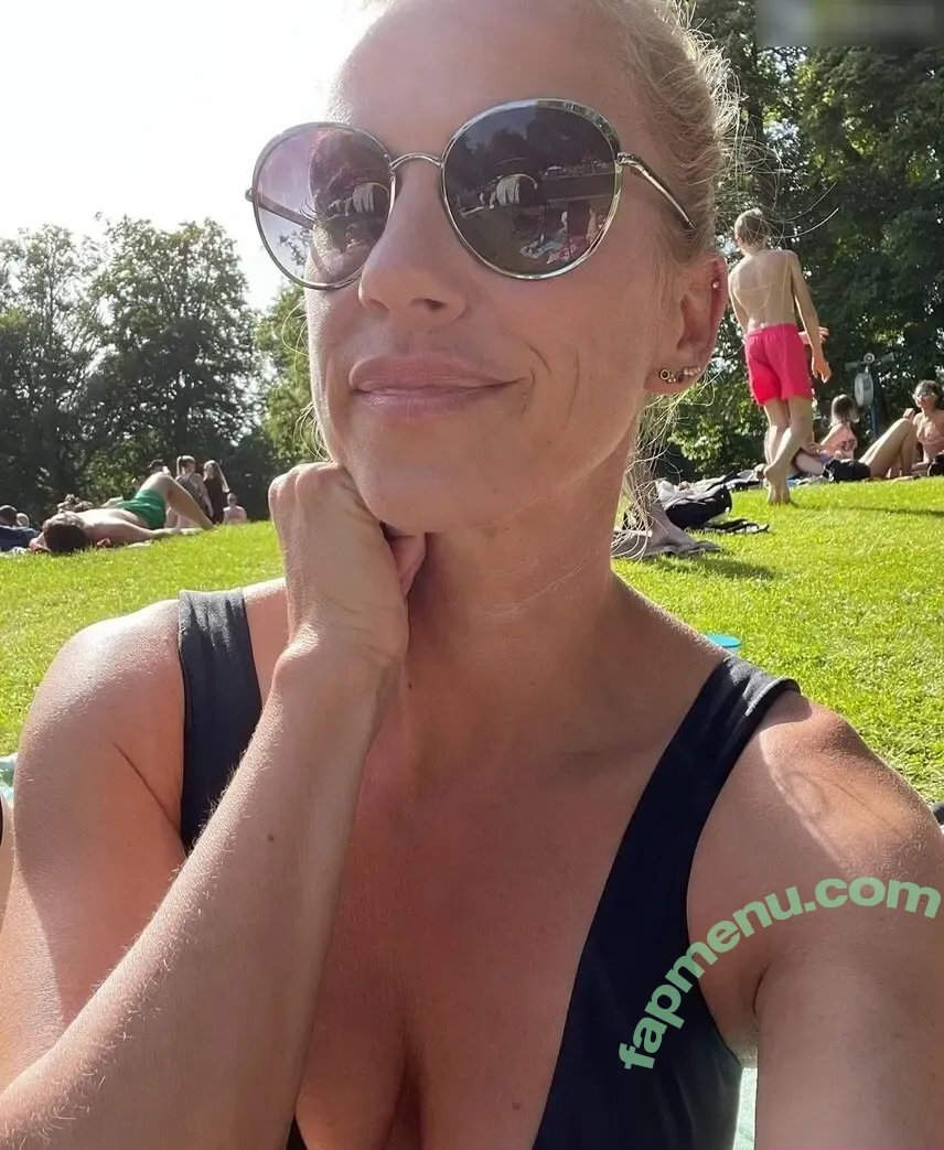 Anneke Dürkopp nude photo #0024 (annekeduerkopp / dieanneke)