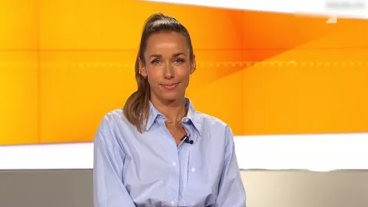 Annemarie Carpendale / Annemarie.Carpendale / annemarie_carpendale / annie_carpendale nude photo #0631