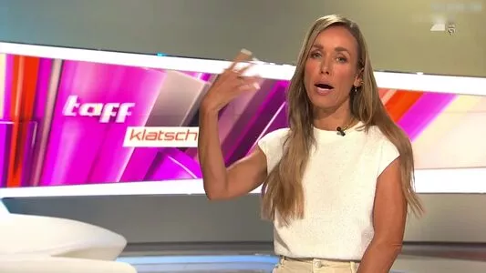 Annemarie Carpendale / Annemarie.Carpendale / annemarie_carpendale / annie_carpendale nude photo #0648