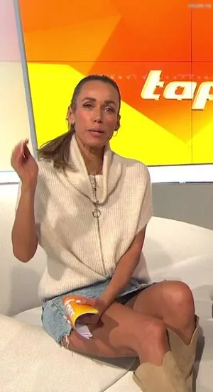 Annemarie Carpendale / Annemarie.Carpendale / annemarie_carpendale / annie_carpendale nude photo #0695