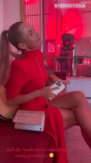 Annemarie Carpendale / Annemarie.Carpendale / annemarie_carpendale / annie_carpendale nude photo #0713