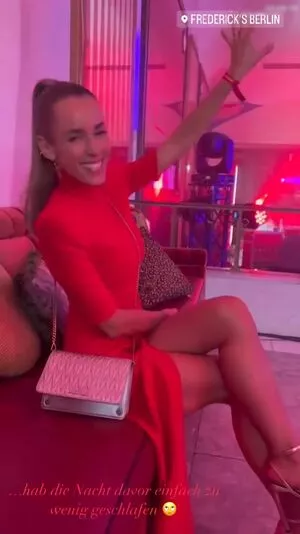 Annemarie Carpendale / Annemarie.Carpendale / annemarie_carpendale / annie_carpendale nude photo #0716