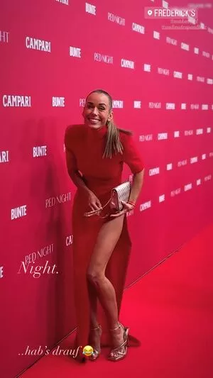 Annemarie Carpendale / Annemarie.Carpendale / annemarie_carpendale / annie_carpendale nude photo #0718