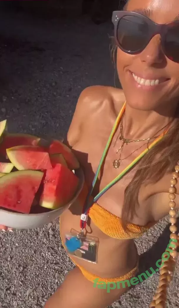 Annemarie Carpendale nude photo #0351 (Annemarie.Carpendale / annemarie_carpendale / annie_carpendale)