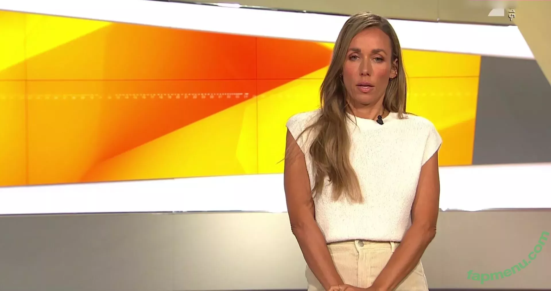 Annemarie Carpendale nude photo #0663 (Annemarie.Carpendale / annemarie_carpendale / annie_carpendale)