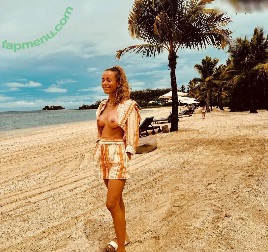 Annemarie Carpendale nude photo #0676 (Annemarie.Carpendale / annemarie_carpendale / annie_carpendale)